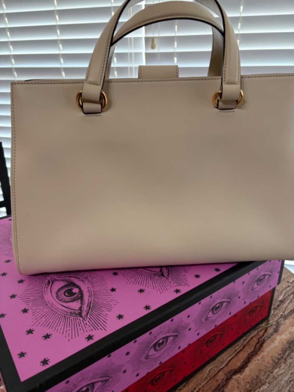 Gucci Handbag - Picture 5 of 7